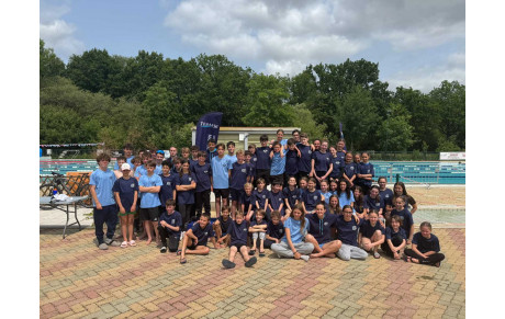 Championnat 56 ! L'occasion d'une belle photo des nageurs des Teams 56 2025